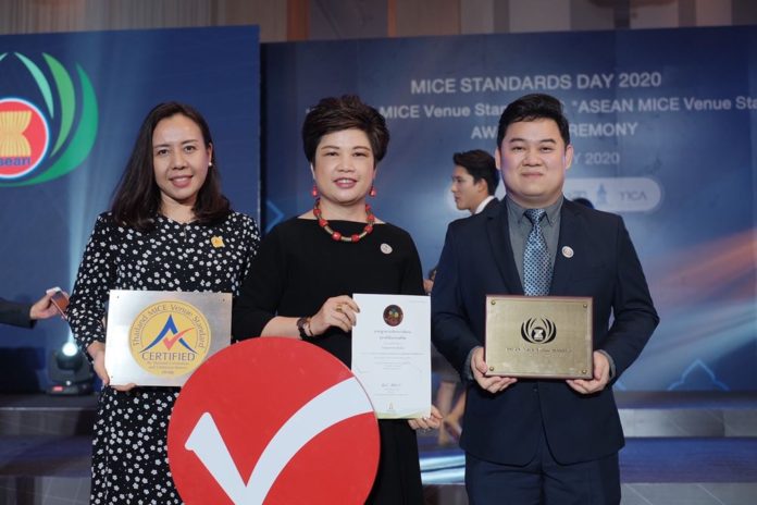 Duangtawan Hotel Chiang Mai received 3 Awards