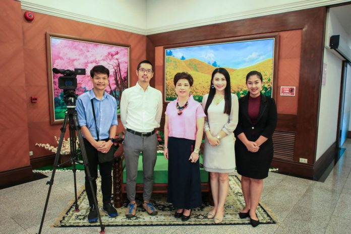 Welcomed TV correspondent of NKH from Japan