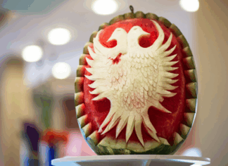 เรียนแกะสลักผลไม้ สามารถต่อยอดด้านอาหารได้อย่างไร