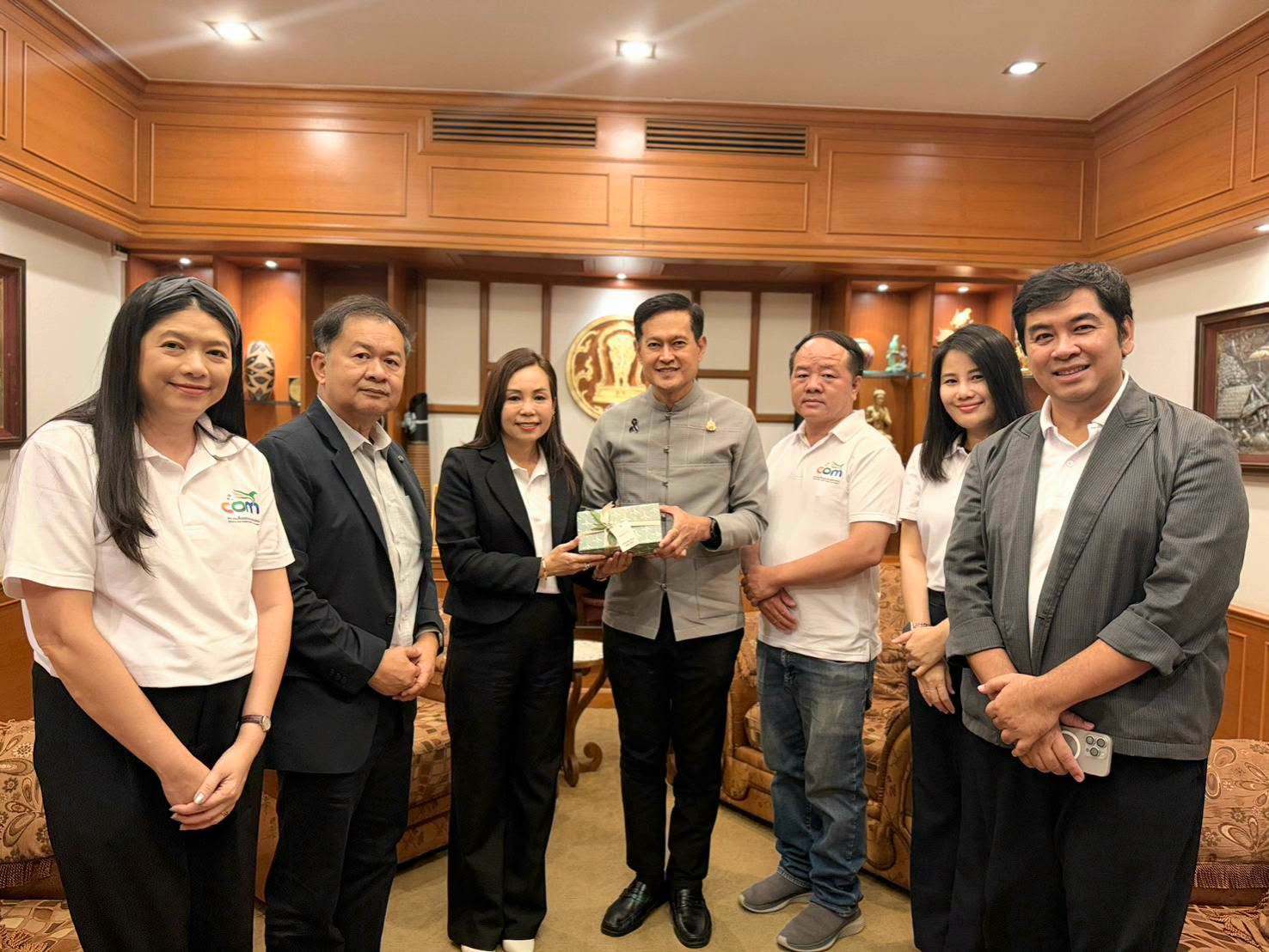สมาคมสื่อออนไลน์เชียงใหม่ เข้าพบผู้ว่าฯ เชียงใหม่ พร้อมขับเคลื่อนเครือข่ายสื่อออนไลน์ ประชาสัมพันธ์ข่าวสารและส่งเสริมภาพลักษณ์จังหวัด รูปที่ 4