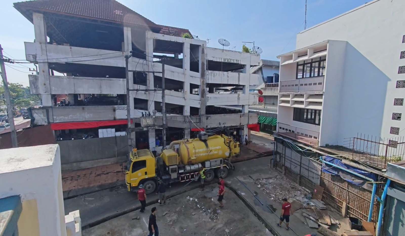 เทศบาลนครเชียงใหม่ เดินหน้าปรับภูมิทัศน์พื้นที่สาธารณะบริเวณกาดดอกไม้ต้นลำไย เปลี่ยนโฉมใหม่พัฒนาพื้นที่ให้ประชาชนใช้ประโยชน์ร่วมกัน รูปที่ 2