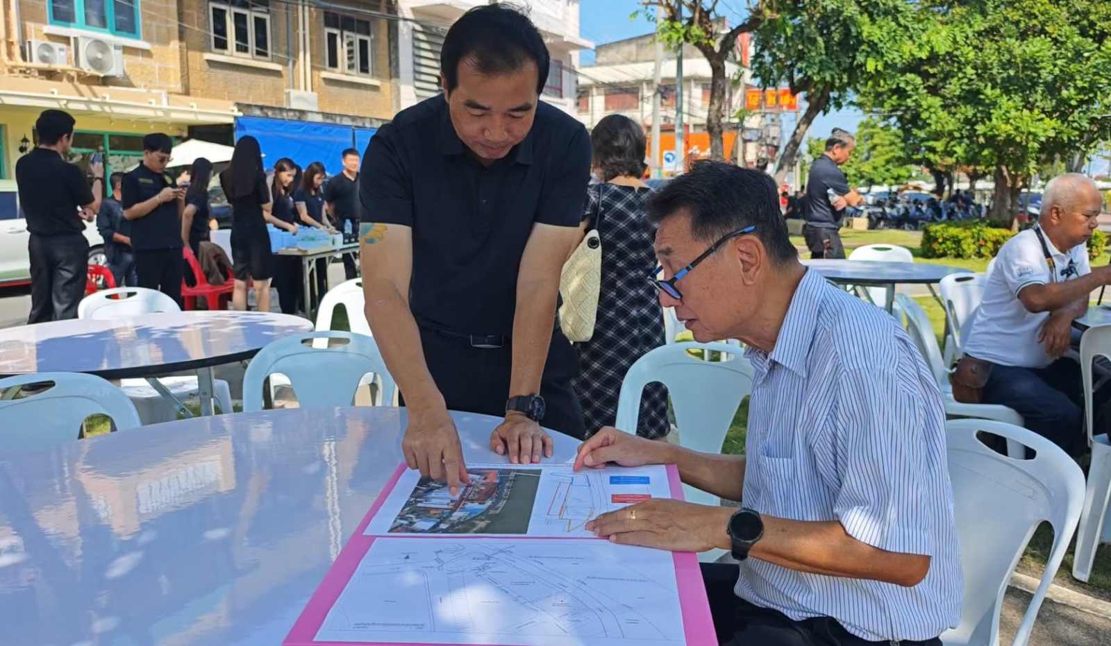 เทศบาลนครเชียงใหม่ เดินหน้าปรับภูมิทัศน์พื้นที่สาธารณะบริเวณกาดดอกไม้ต้นลำไย เปลี่ยนโฉมใหม่พัฒนาพื้นที่ให้ประชาชนใช้ประโยชน์ร่วมกัน รูปที่ 8