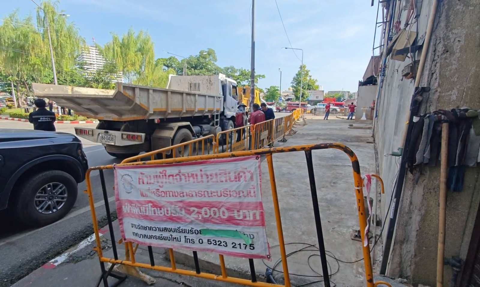 เทศบาลนครเชียงใหม่ เดินหน้าปรับภูมิทัศน์พื้นที่สาธารณะบริเวณกาดดอกไม้ต้นลำไย เปลี่ยนโฉมใหม่พัฒนาพื้นที่ให้ประชาชนใช้ประโยชน์ร่วมกัน รูปที่ 9